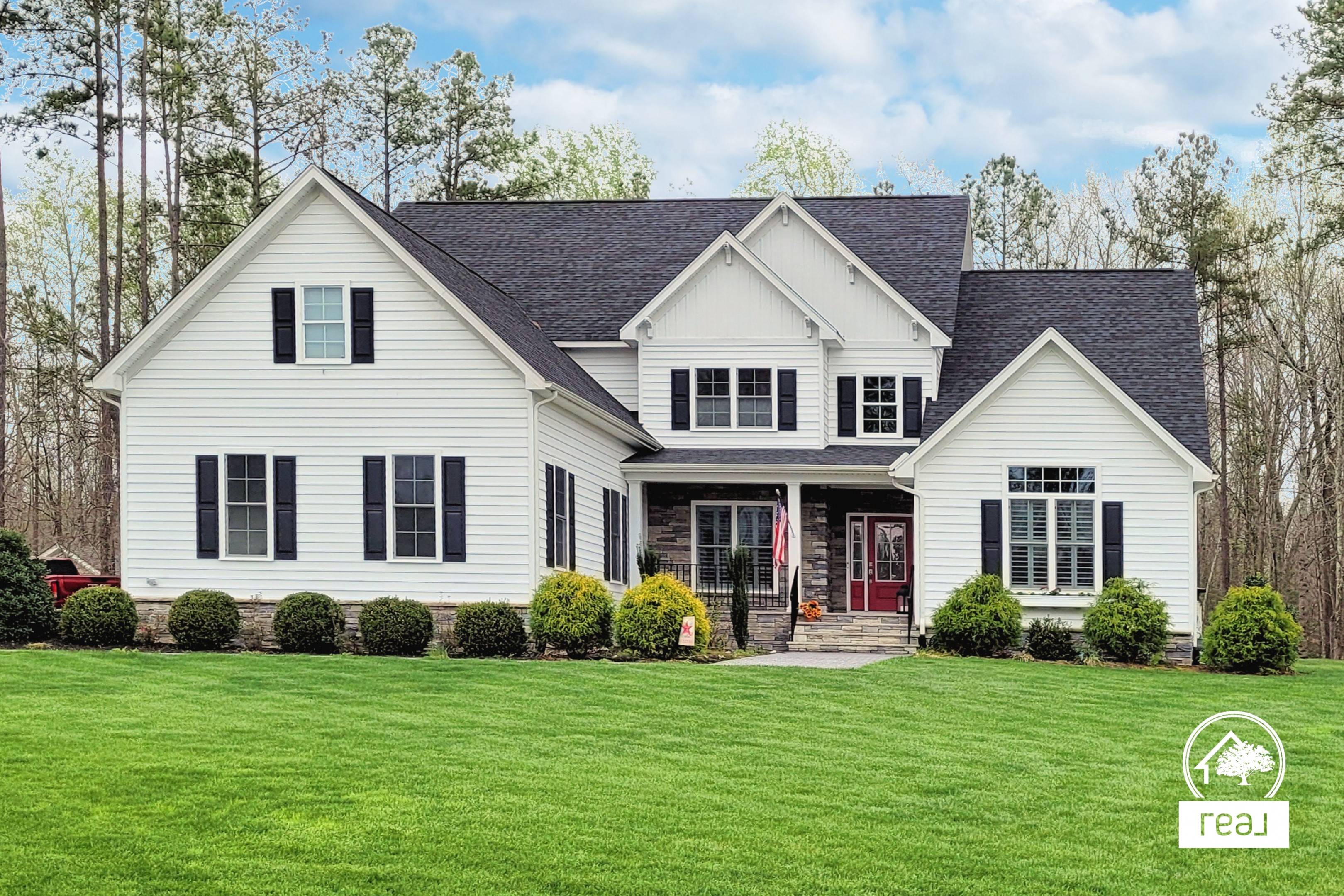 Amy Sinnett - Sinnett Properties - Real Broker - Homes for sale Midlothian Chesterfield Moseley